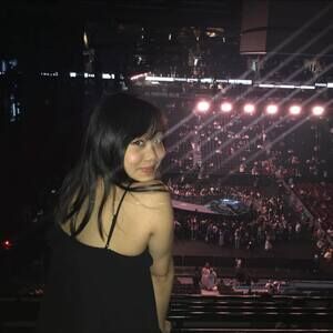 Meet your Posher, Ella